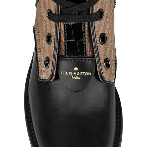 Products by Louis Vuitton: Metropolis Flat Ranger